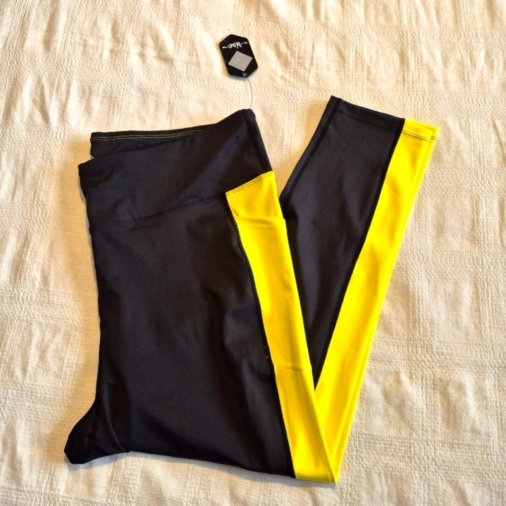 LuLaRoe Rise Brave line women's size 3X leggings black with yellow stripe NWT
